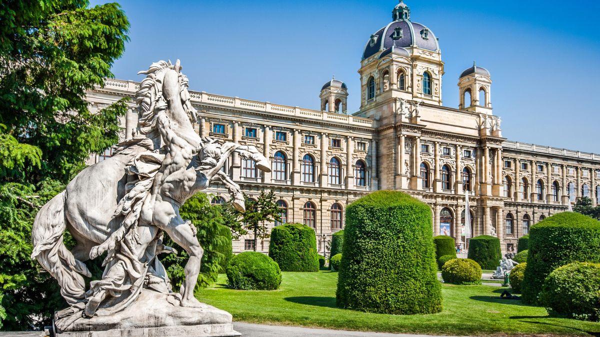 Vienna Wallpaper City Travel and Relax